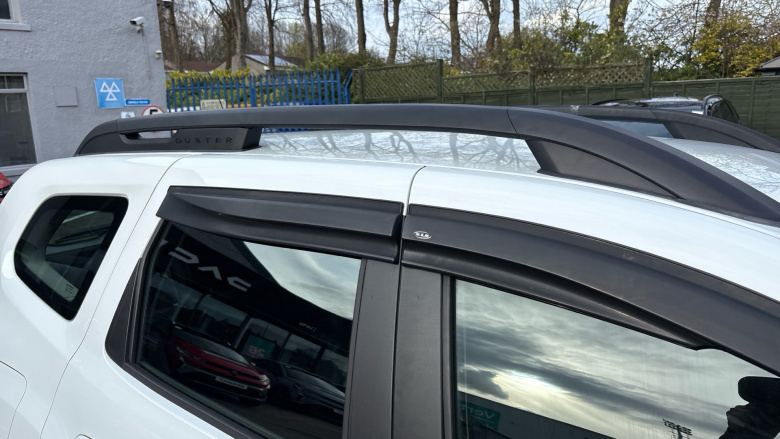 Dacia Duster 1.0 TCe 100 Comfort 5dr Bi Fuel Estate